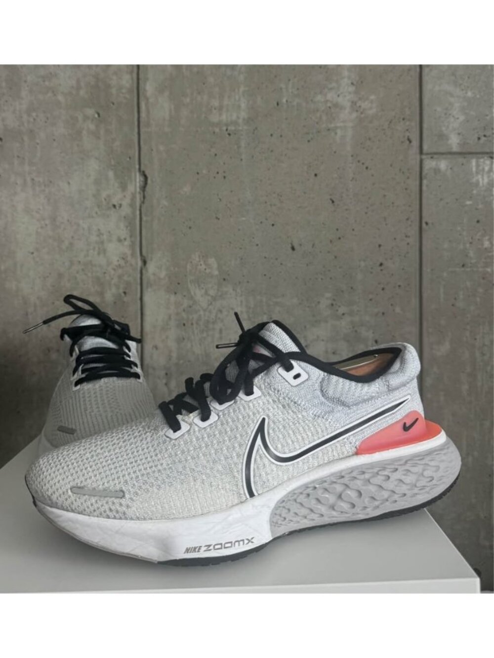 Nike ZoomX Invincible Run Flyknit 2 Grey Men’s US 8.5 Running Shoes